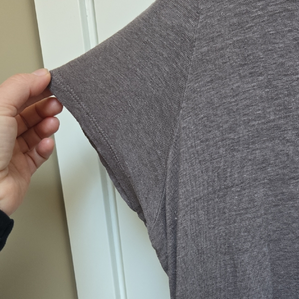 H&M Relaxed V-Neck Short Sleeve Top - Brown - Picture 2 of 5